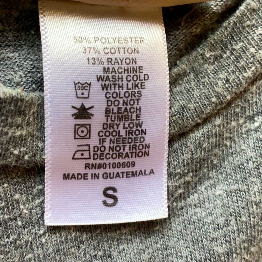 Excellent condition triblend Chicago Bears tee. - Picture 3 of 3